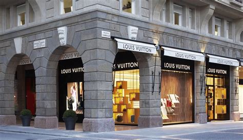 negozio padova louis vuitton|I negozi Louis Vuitton in Italia e nel mondo .